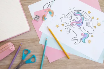 חוברות צביעה ומדבקות