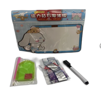 לוח מחיק עם מגנט למקרר לשיבוץ יהלומים במגוון דוגמאות- ארנב לבן