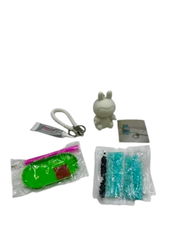 הכנת מחזיק מפתחות בובה משיבוץ יהלומים- טורכיז