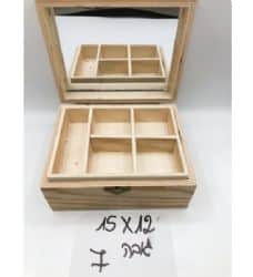 קופסא לתכשיטים עם מראה