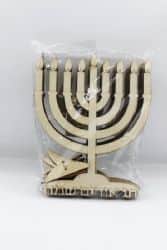 10 חנוכיות לקישוט ויצירה